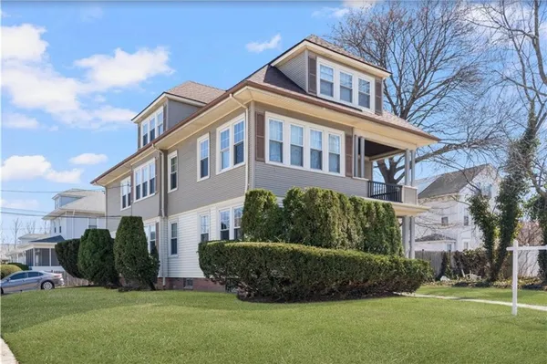 $2,500 | 120 Pontiac Avenue, Unit 1, Cranston, RI 02910