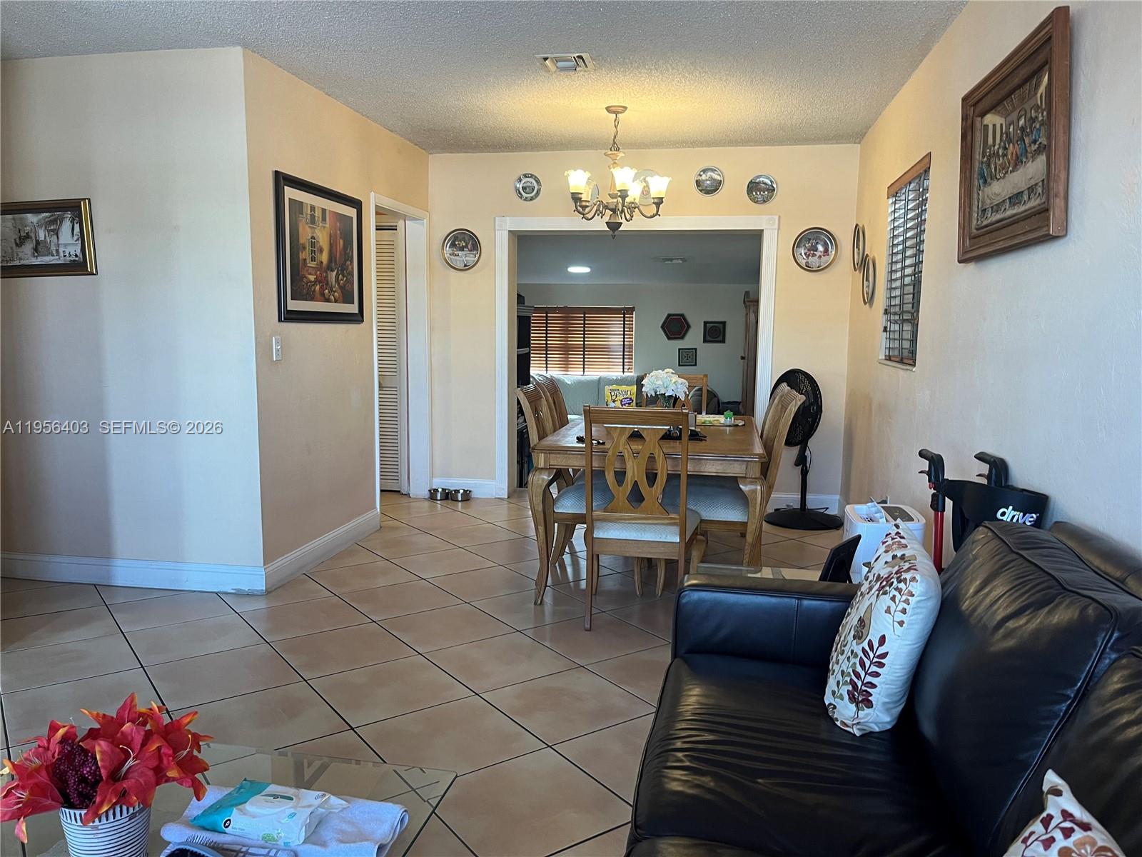 9026 Southwest 34th Street Miami, FL 33165 - Photo 3 of 8