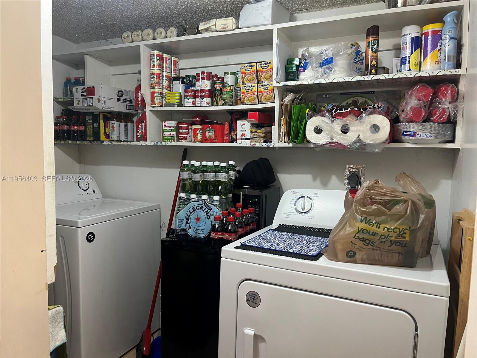 9026 Southwest 34th Street Miami, FL 33165 - Photo 5 of 8