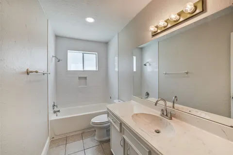 $285,000 | 806 Park Meadow Drive, Katy, TX 77450
