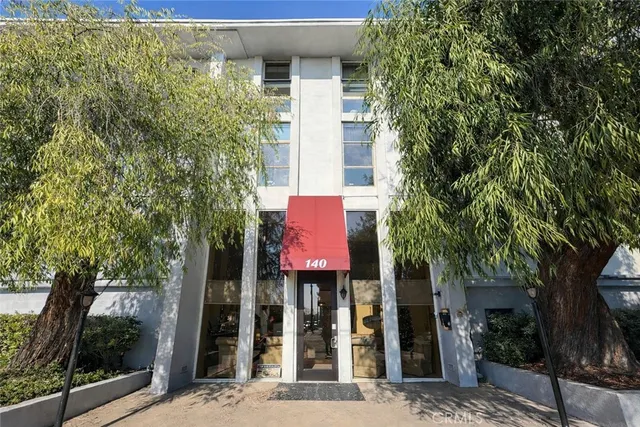 a sign that is on the side of a road