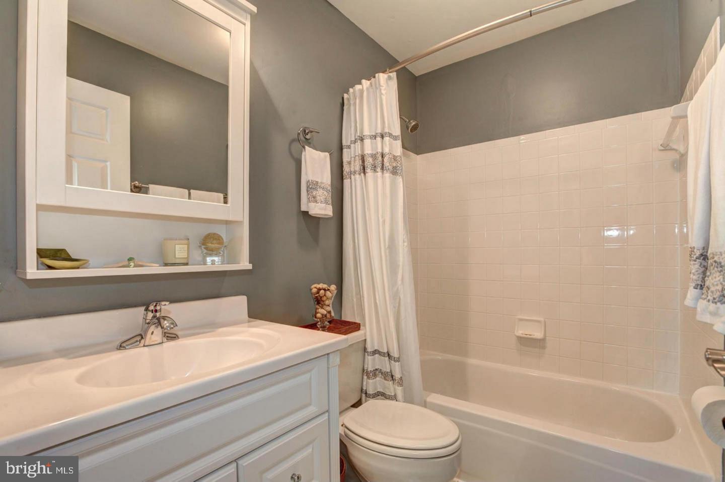 12014 Saw Mill Court Silver Spring, MD 20902 - Photo 16 of 26