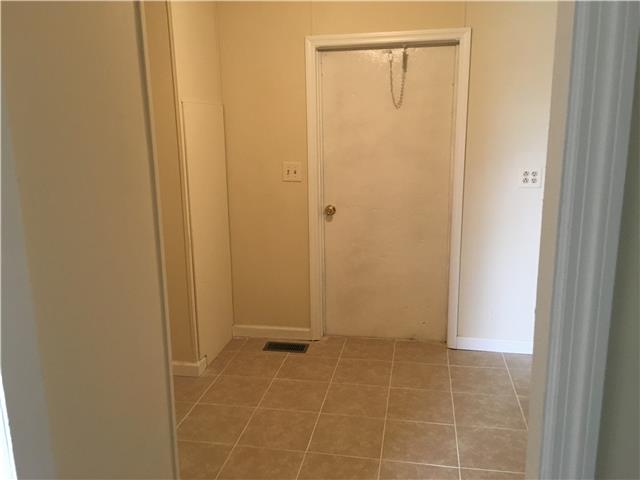 1222 Snell Road Lewisburg, TN 37091 - Photo 8 of 20 Large Laundry room area