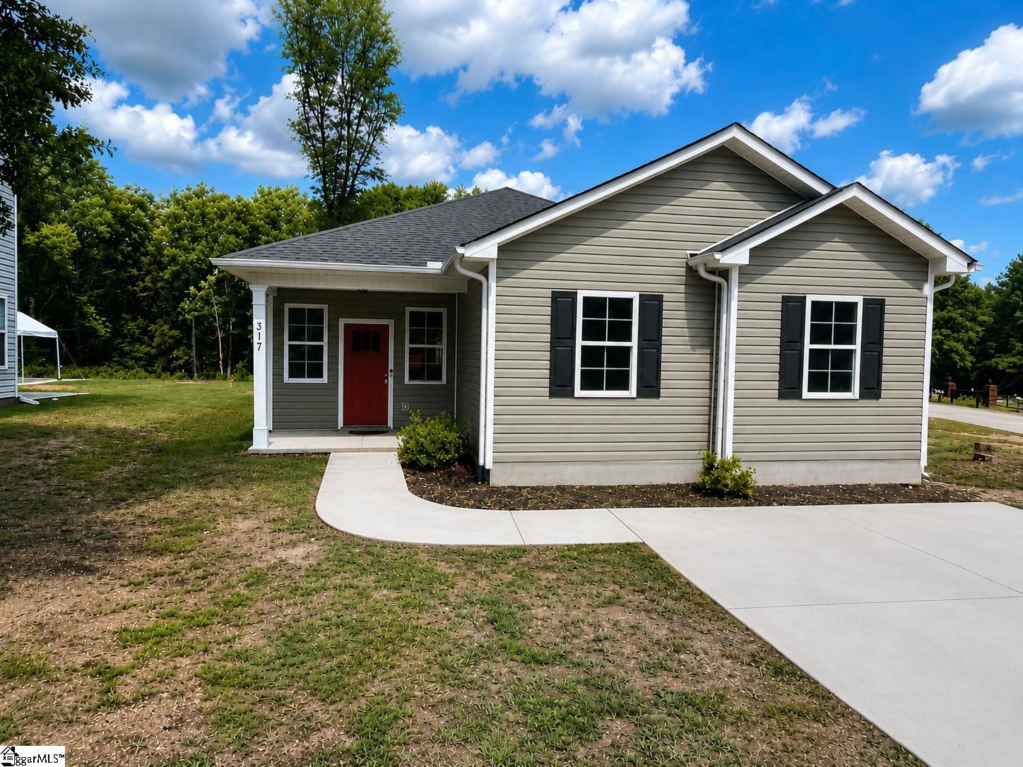 317 Morgan Street Greer, SC 29651 - Photo 2 of 20