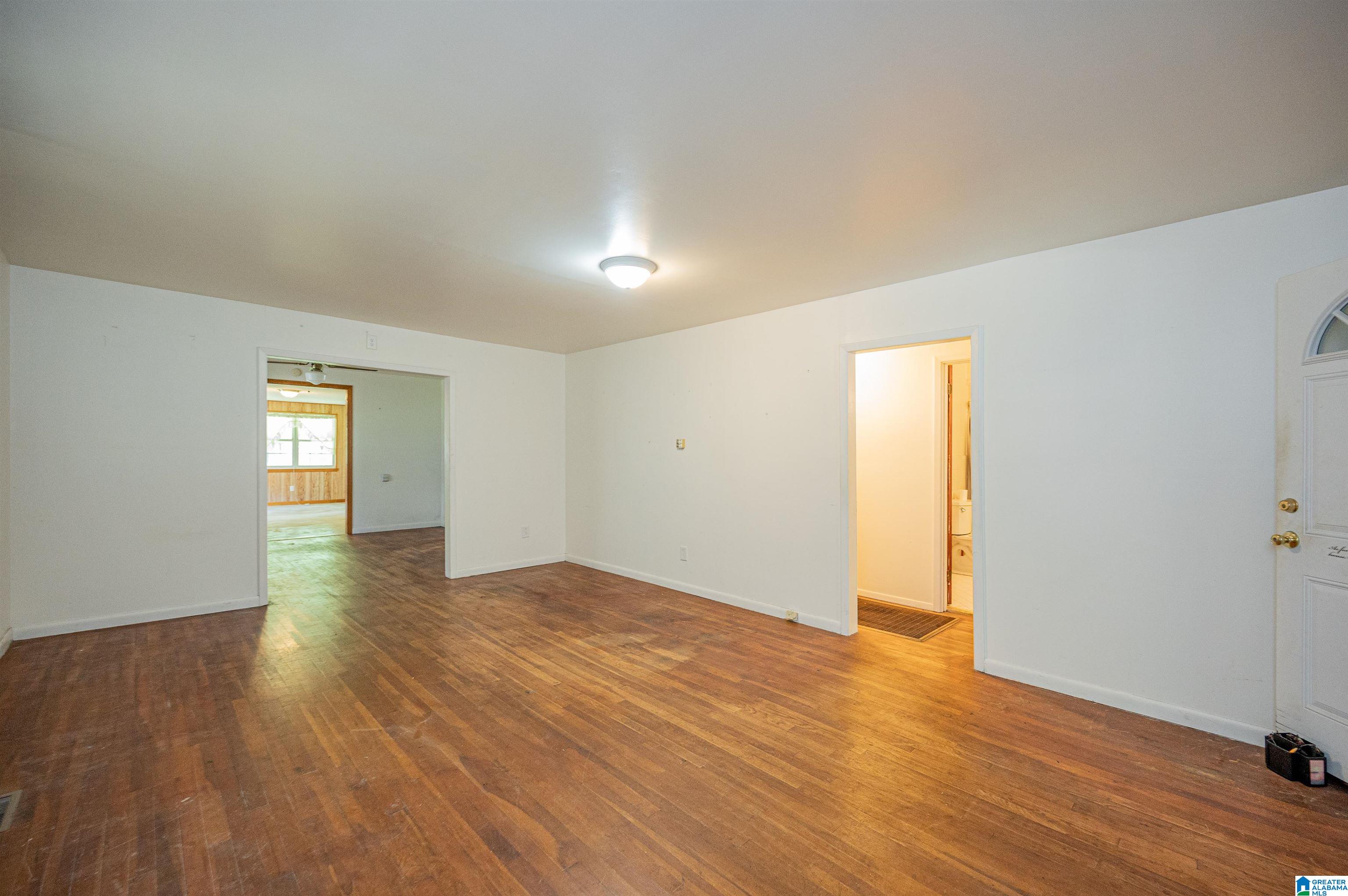 2484 Lively Road Adamsville, AL 35005 - Photo 9 of 50