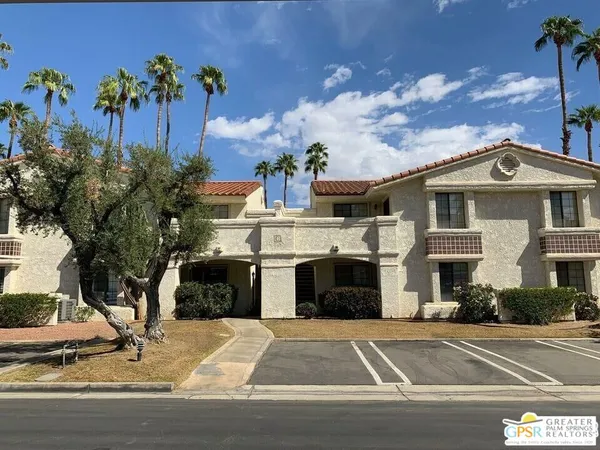 $2,250 | 2001 East Camino Parocela, Unit C18, Palm Springs, CA 92264