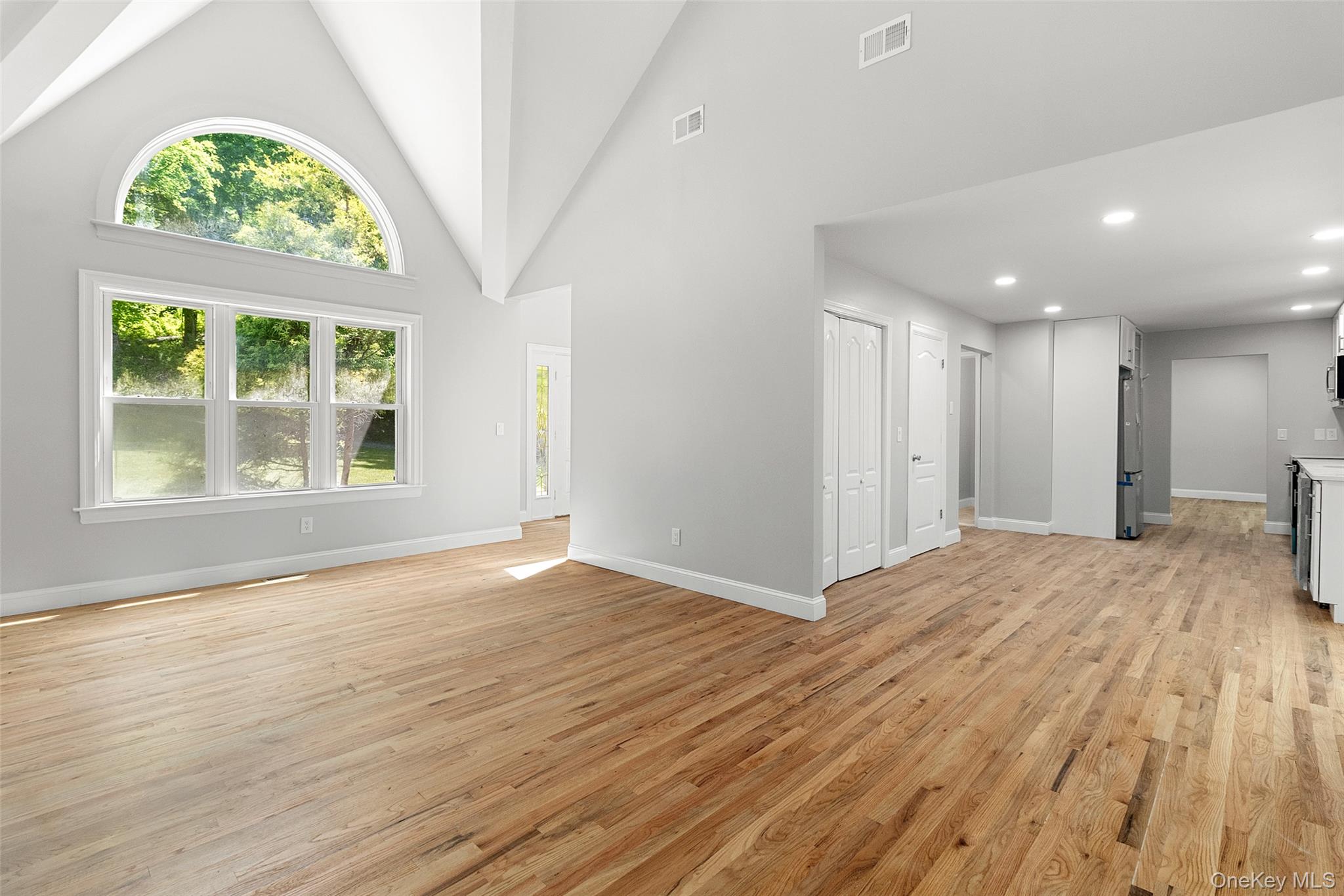 98 Smith Ridge Road South Salem, NY 10590 - Photo 6 of 22