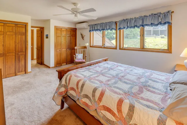 $2,400 | 21 Woodbury Drive, Unit 27, Bristol, NH 03222