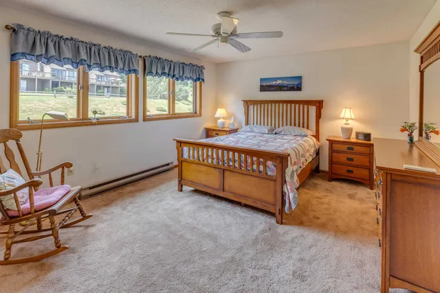 $2,400 | 21 Woodbury Drive, Unit 27, Bristol, NH 03222