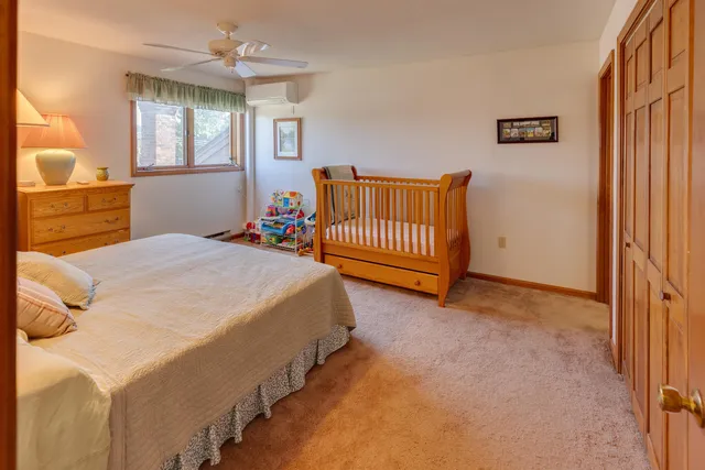 $2,400 | 21 Woodbury Drive, Unit 27, Bristol, NH 03222