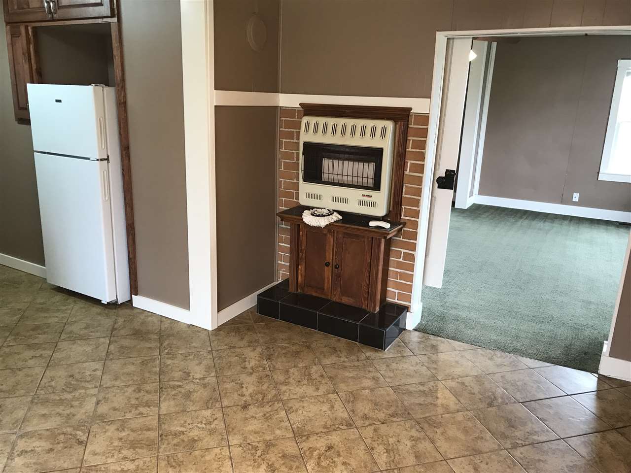 5060 Walter Street Decatur, IN 46733 - Photo 8 of 12
