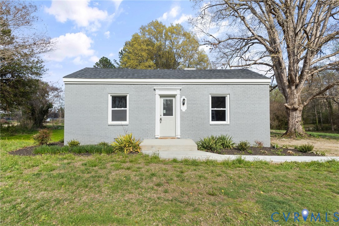 8464 Shady Grove Road Mechanicsville, VA 23116 - Photo 2 of 19