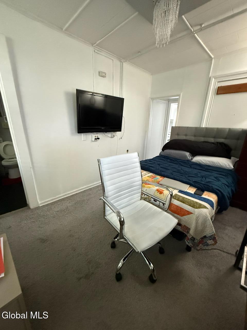 5 Irving Street, Unit 3 Albany, NY 12202 - Photo 3 of 8 IMG_9927