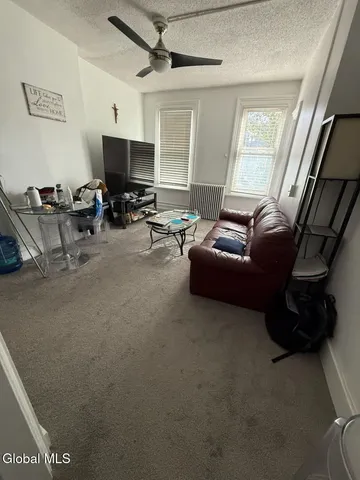 $1,100 | 5 Irving Street, Unit 3, Albany, NY 12202