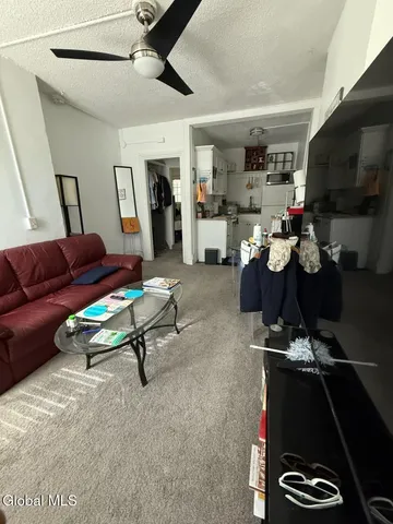 $1,100 | 5 Irving Street, Unit 3, Albany, NY 12202