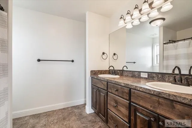 $668,000 | 1382 North 750 East, Shelley, ID 83274