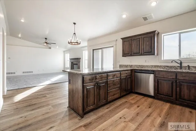 $668,000 | 1382 North 750 East, Shelley, ID 83274