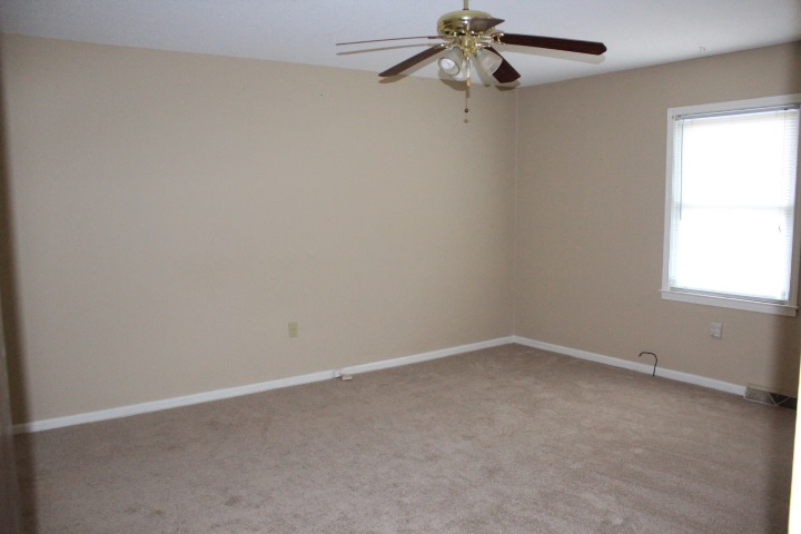 2011 Beaver Lake Road Anderson, SC 29625 - Photo 8 of 9 Gallery Image 8