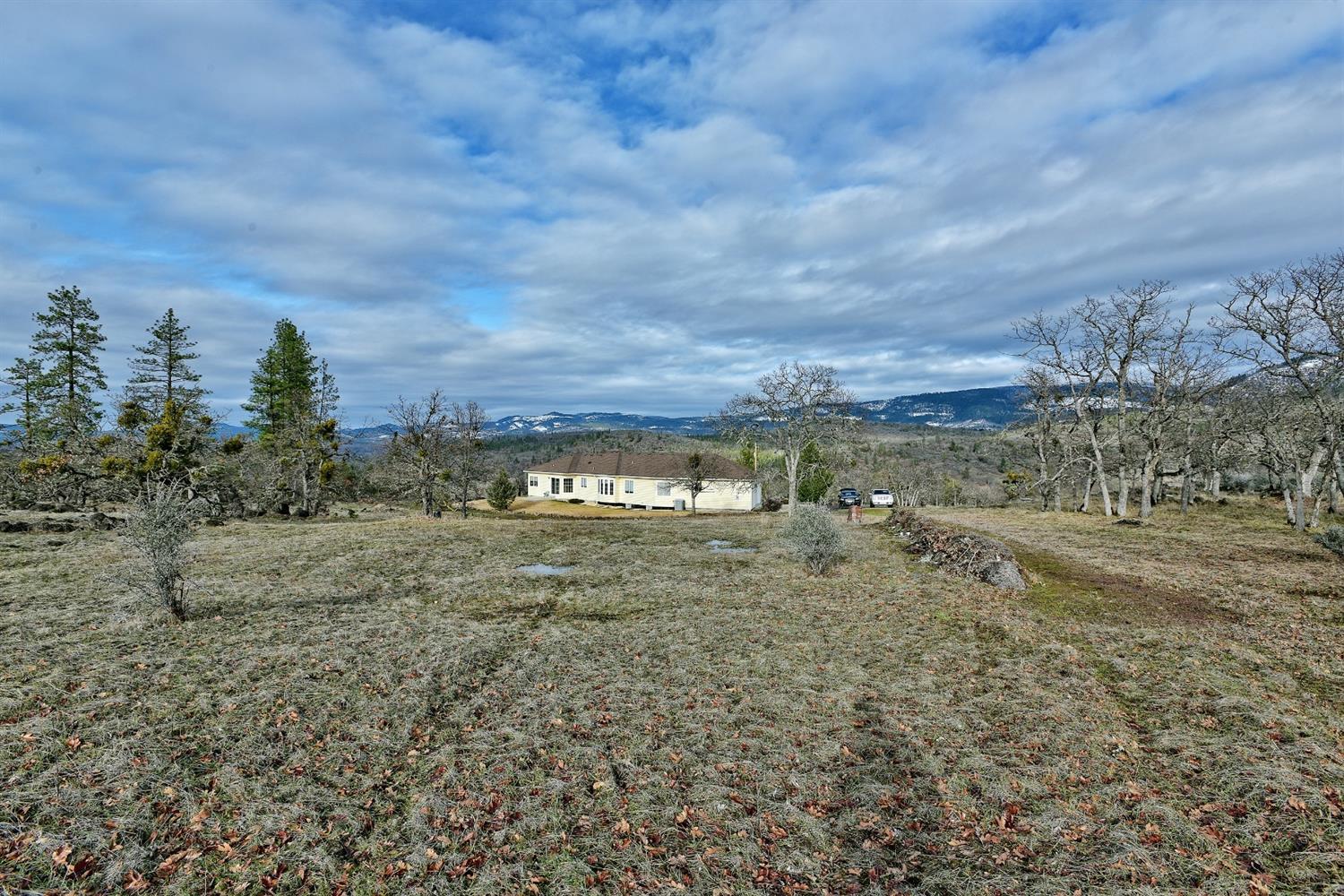 4774 South Fork Little Butte Creek Road Eagle Point, OR 97524 - Photo 7 of 34 More views of property