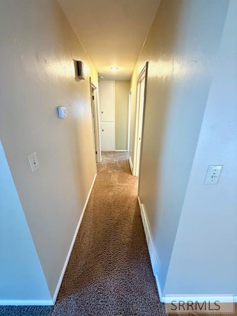 1573 Beverly Road Idaho Falls, ID 83402 - Photo 16 of 58 Hallway