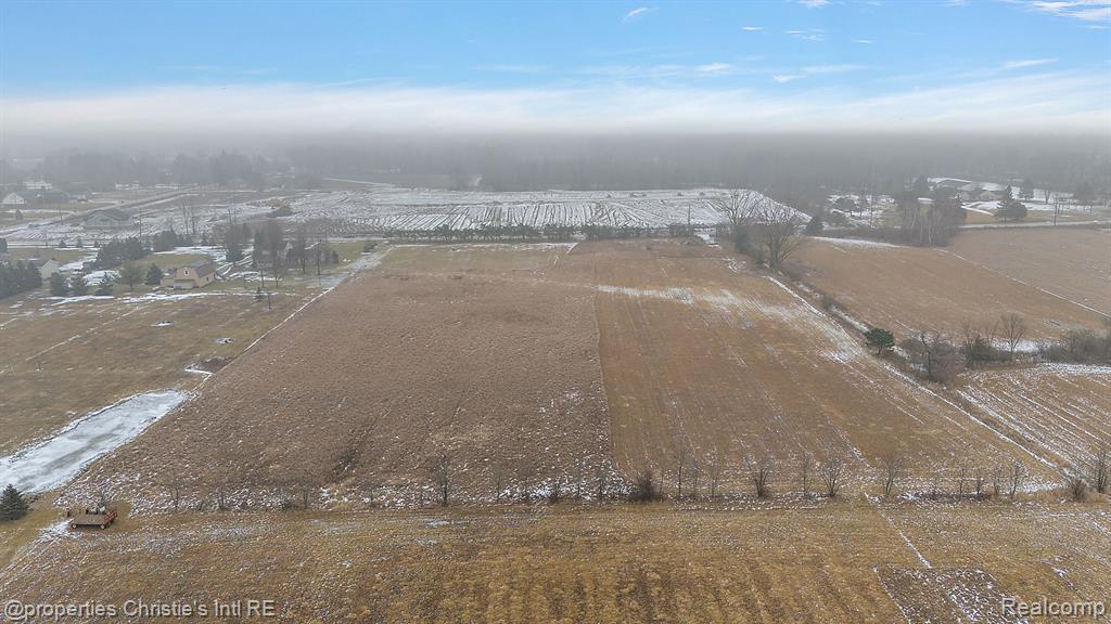 54651 Chesterfield Road Chesterfield, MI 48051 - Photo 6 of 10
