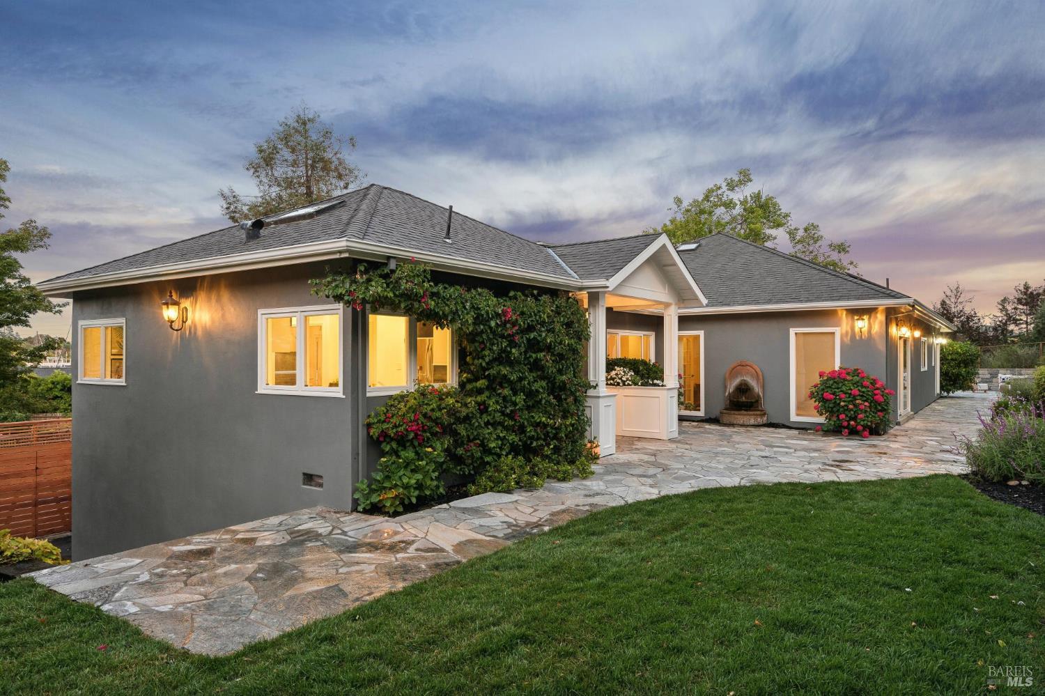 80 Montecito Road San Rafael, CA 94901 - Photo 4 of 99