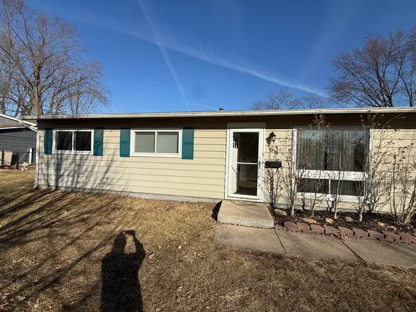 $2,100 | 63 Hubbard Way, Montgomery, IL 60538