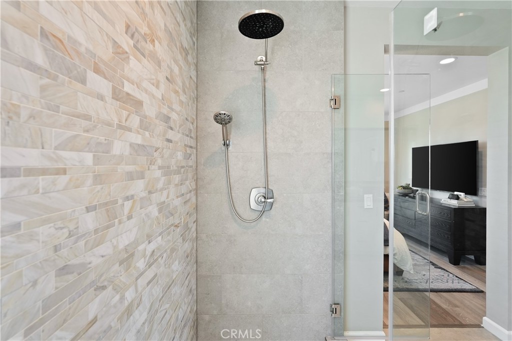 32522 Brunello Way Temecula, CA 92591 - Photo 44 of 75 Master/Primary Bathroom
