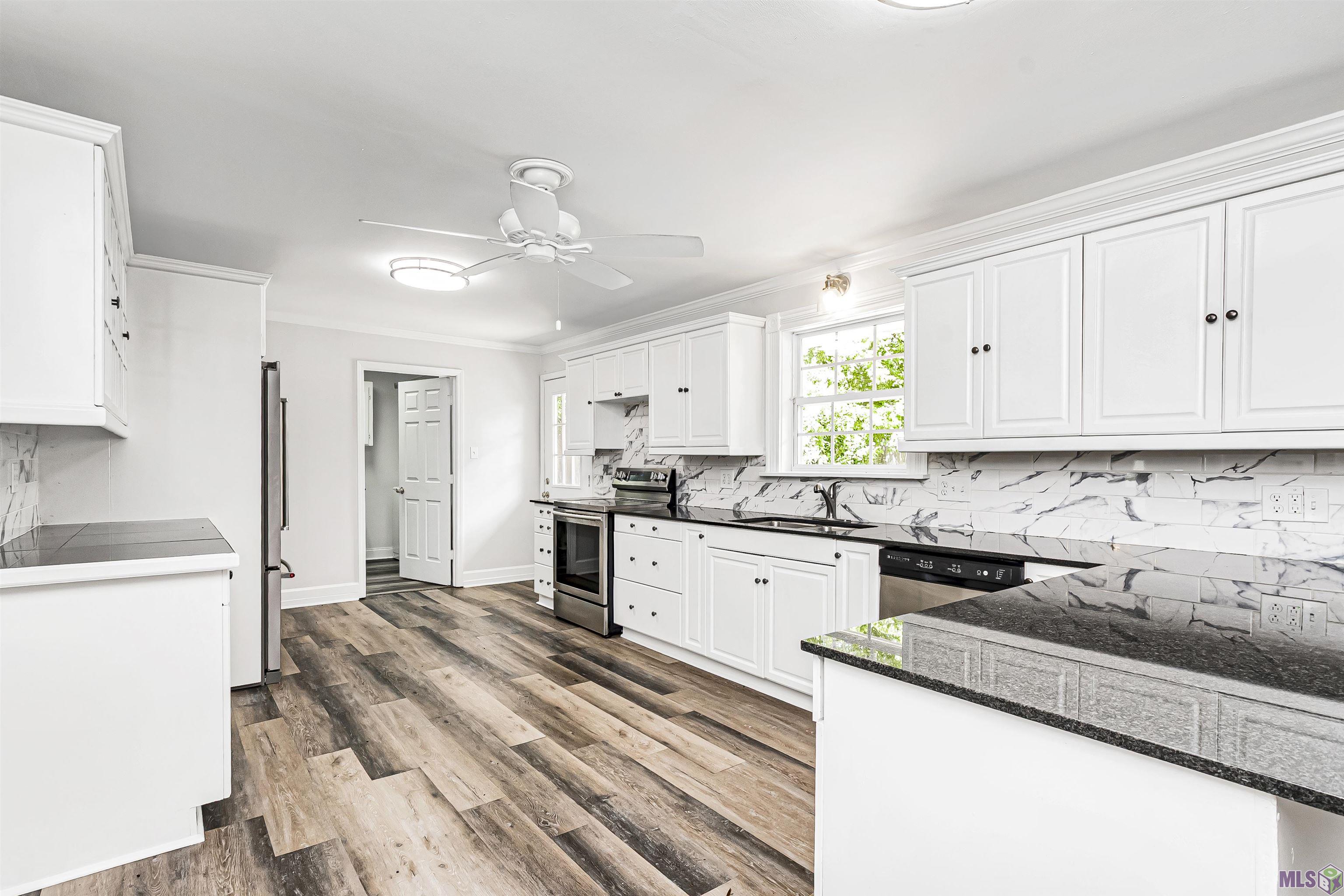 8245 Rainbow Drive Baton Rouge, LA 70809 - Photo 5 of 17
