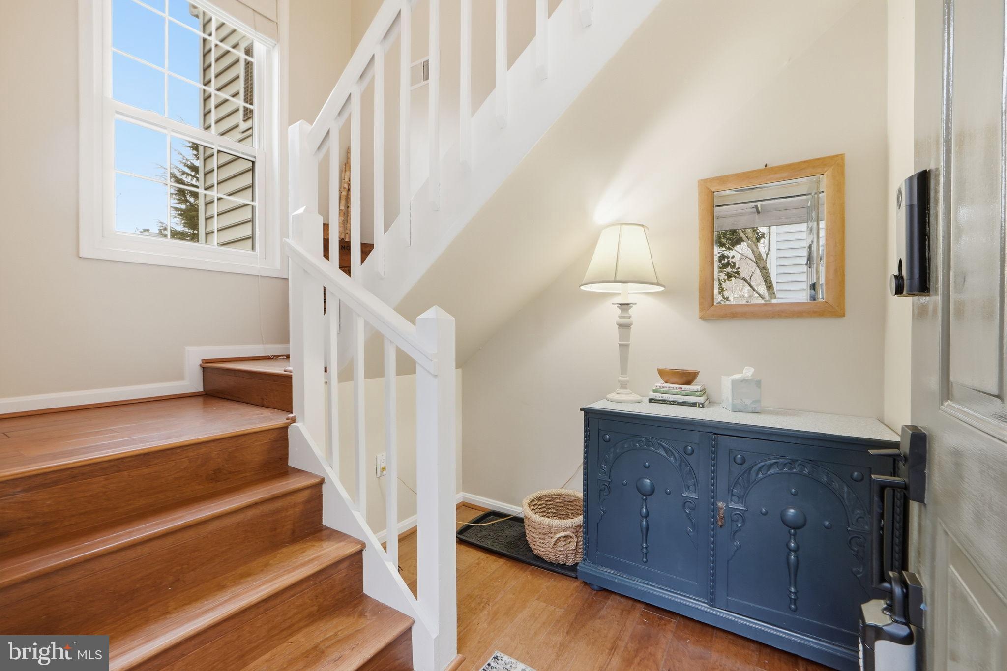 10024 Oakton Terrace Road Oakton, VA 22124 - Photo 3 of 25 Welcoming entryway with two story ceiling.