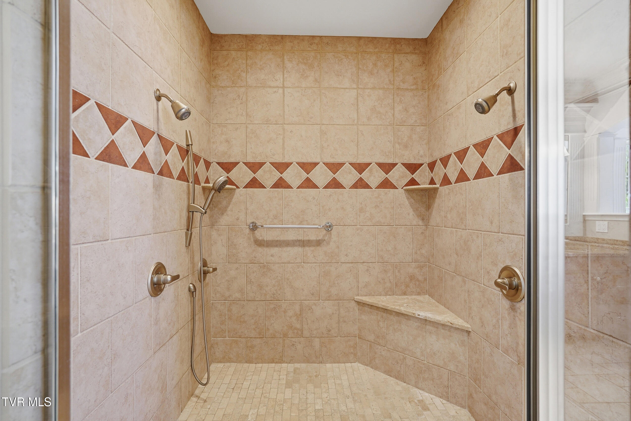 292 Alpine Trail Kingsport, TN 37663 - Photo 36 of 99 36_292 alpine trail-54