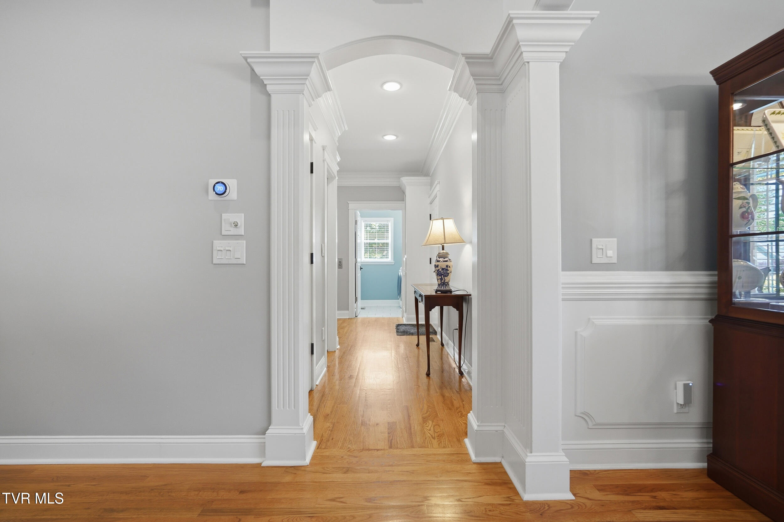 292 Alpine Trail Kingsport, TN 37663 - Photo 41 of 99 Custom doorway