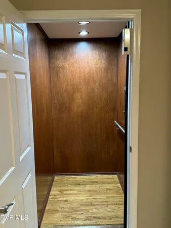 $889,999 | 292 Alpine Trail, Kingsport, TN 37663