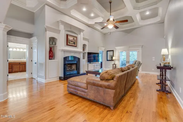 $889,999 | 292 Alpine Trail, Kingsport, TN 37663