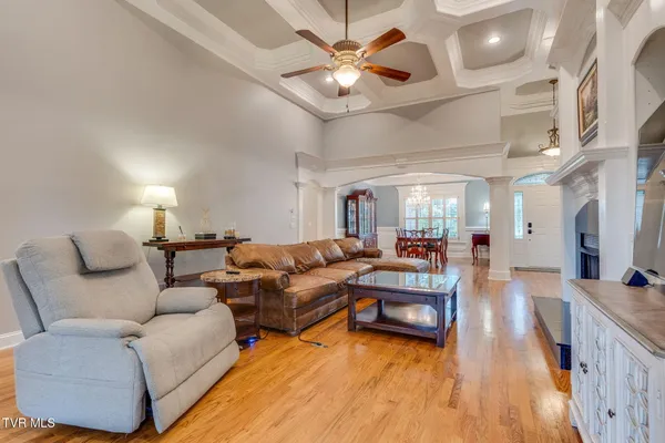 $889,999 | 292 Alpine Trail, Kingsport, TN 37663