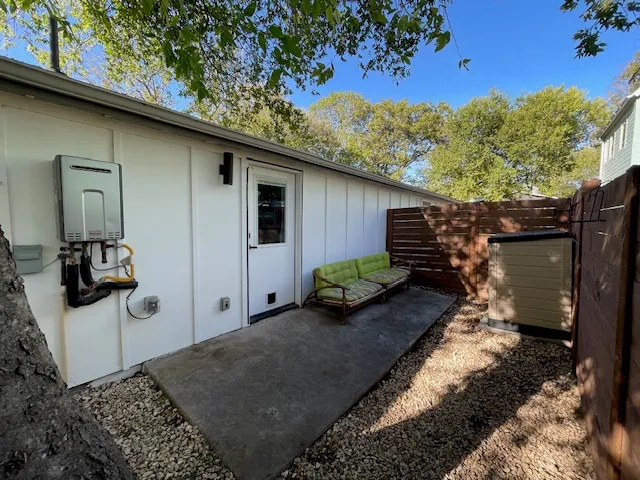 $1,400 | 2910 Pecan Springs Road, Unit A, Austin, TX 78723