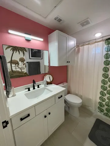 $1,400 | 2910 Pecan Springs Road, Unit A, Austin, TX 78723