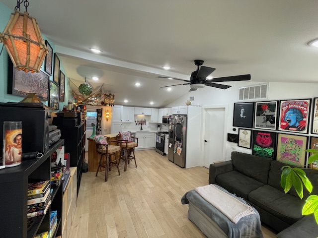 2910 Pecan Springs Road, Unit A Austin, TX 78723 - Photo 25 of 39