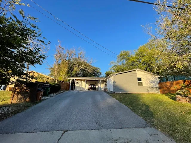 $1,400 | 2910 Pecan Springs Road, Unit A, Austin, TX 78723