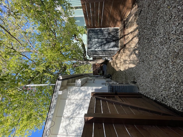 2910 Pecan Springs Road, Unit A Austin, TX 78723 - Photo 9 of 39 View of side yard