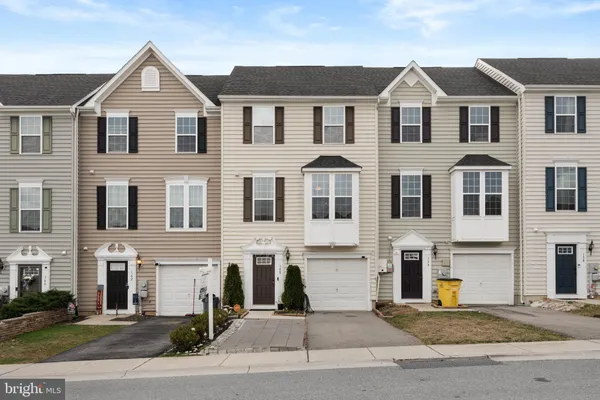 $290,000 | 158 Norwood Drive, Falling Waters, WV 25419