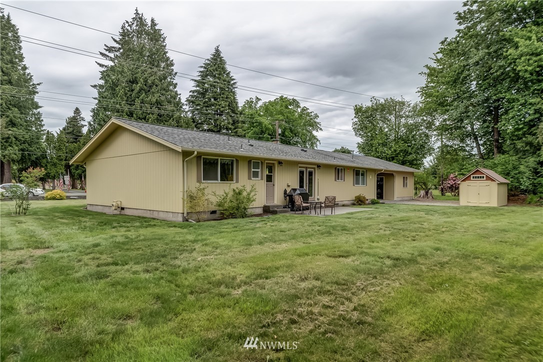 24542 Wicker Road Sedro-Woolley, WA 98284 - Photo 2 of 23 Gallery Image 2