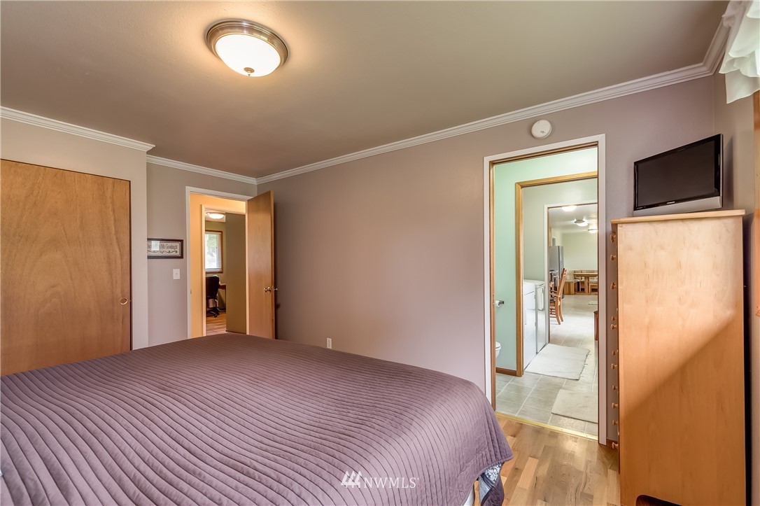 24542 Wicker Road Sedro-Woolley, WA 98284 - Photo 11 of 23 Gallery Image 11
