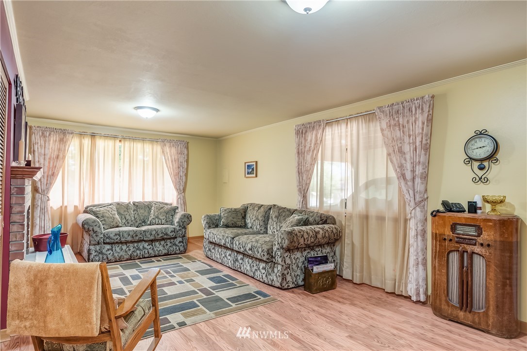 24542 Wicker Road Sedro-Woolley, WA 98284 - Photo 21 of 23 Gallery Image 21