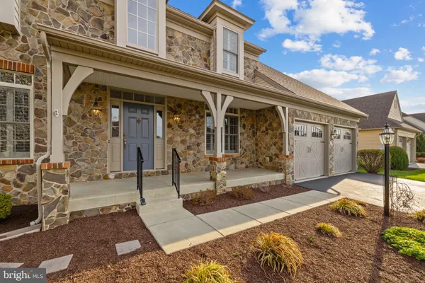 a view of empty room with windows
