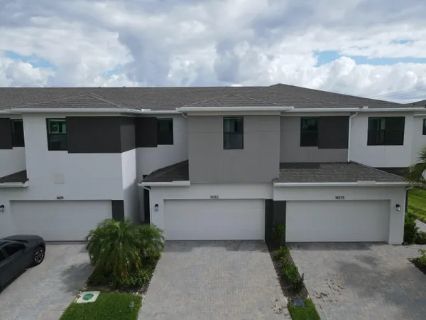 $389,900 | 14083 Southwest Thorens Drive, Port St. Lucie, FL 34987