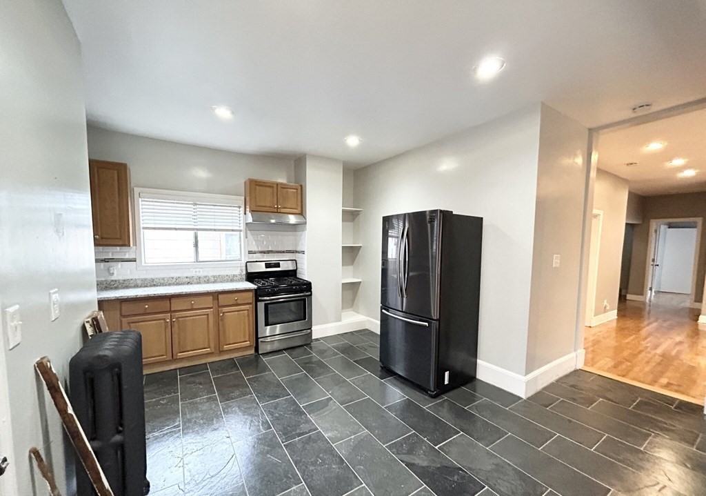 14 Batchelder Street, Unit 2 Boston, MA 02125 - Photo 3 of 12