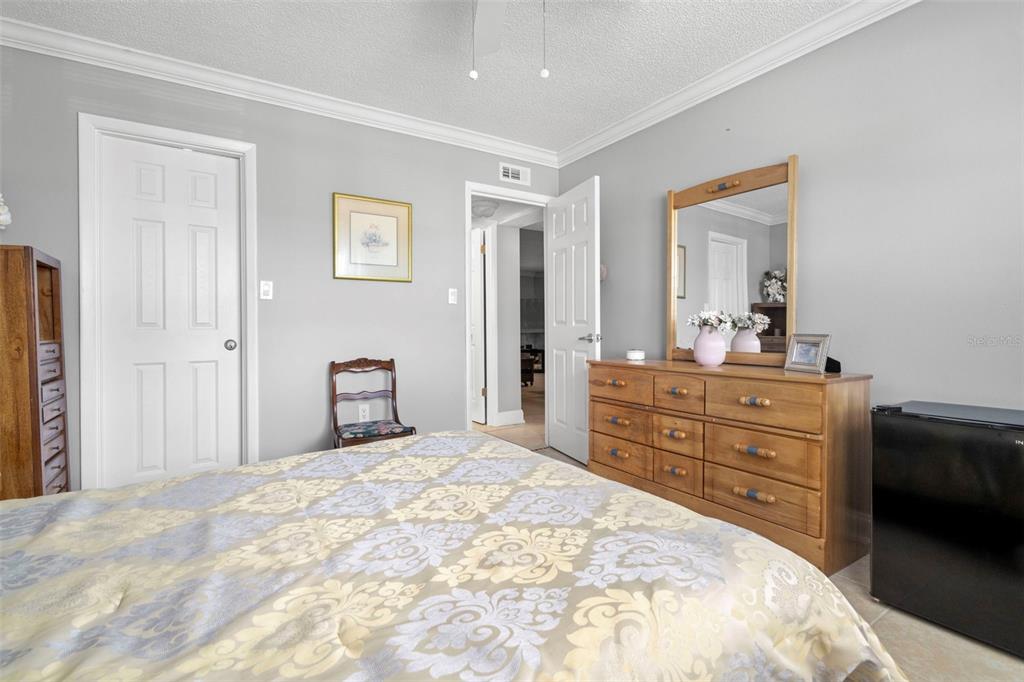 7701 Starkey Road, Unit 332 Seminole, FL 33777 - Photo 12 of 31