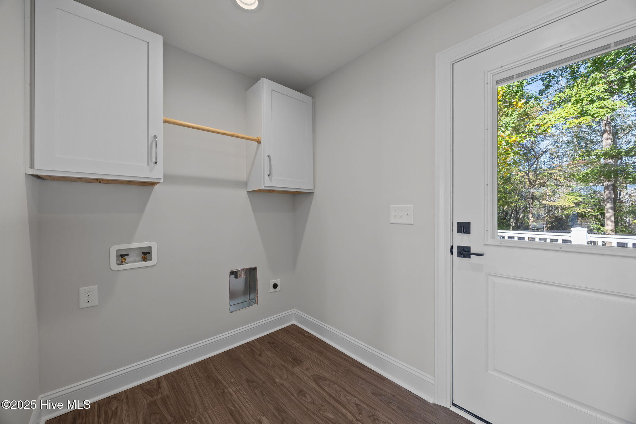 263 Treasure Point Road Bath, NC 27808 - Photo 48 of 76 laundry room