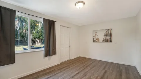 $464,000 | 209 Briggs Court, Sarasota, FL 34237
